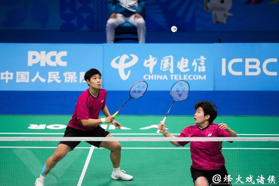 雅思组合职业生涯告别战 十五运会羽毛球混双摘金