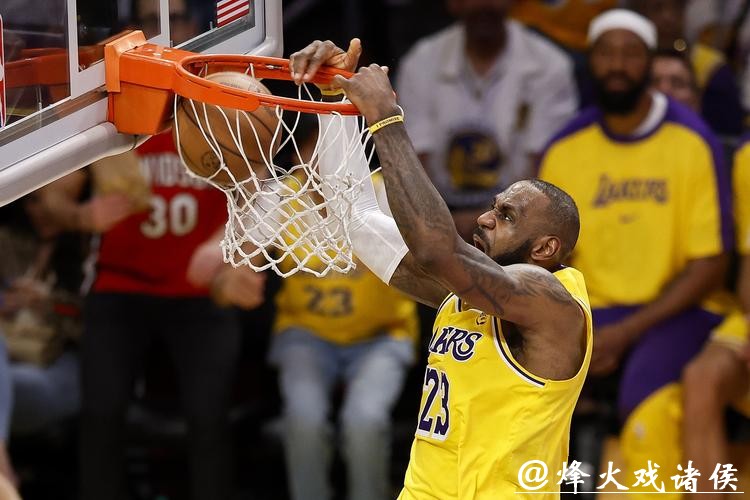 詹姆斯26分布朗尼生涯首分 骑士大胜湖人5连胜 詹姆斯26分布朗尼生涯首分 骑士大胜湖人5连胜